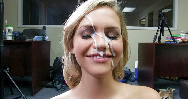 Блудницы с масками из густой спермы на лицах 4  картинка xxx смотреть