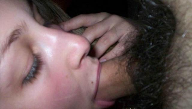 Милые девчонки губками ублажают пенисы парней 6  картинка xxx смотреть